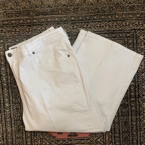 White denim stretch crop pants, worn once